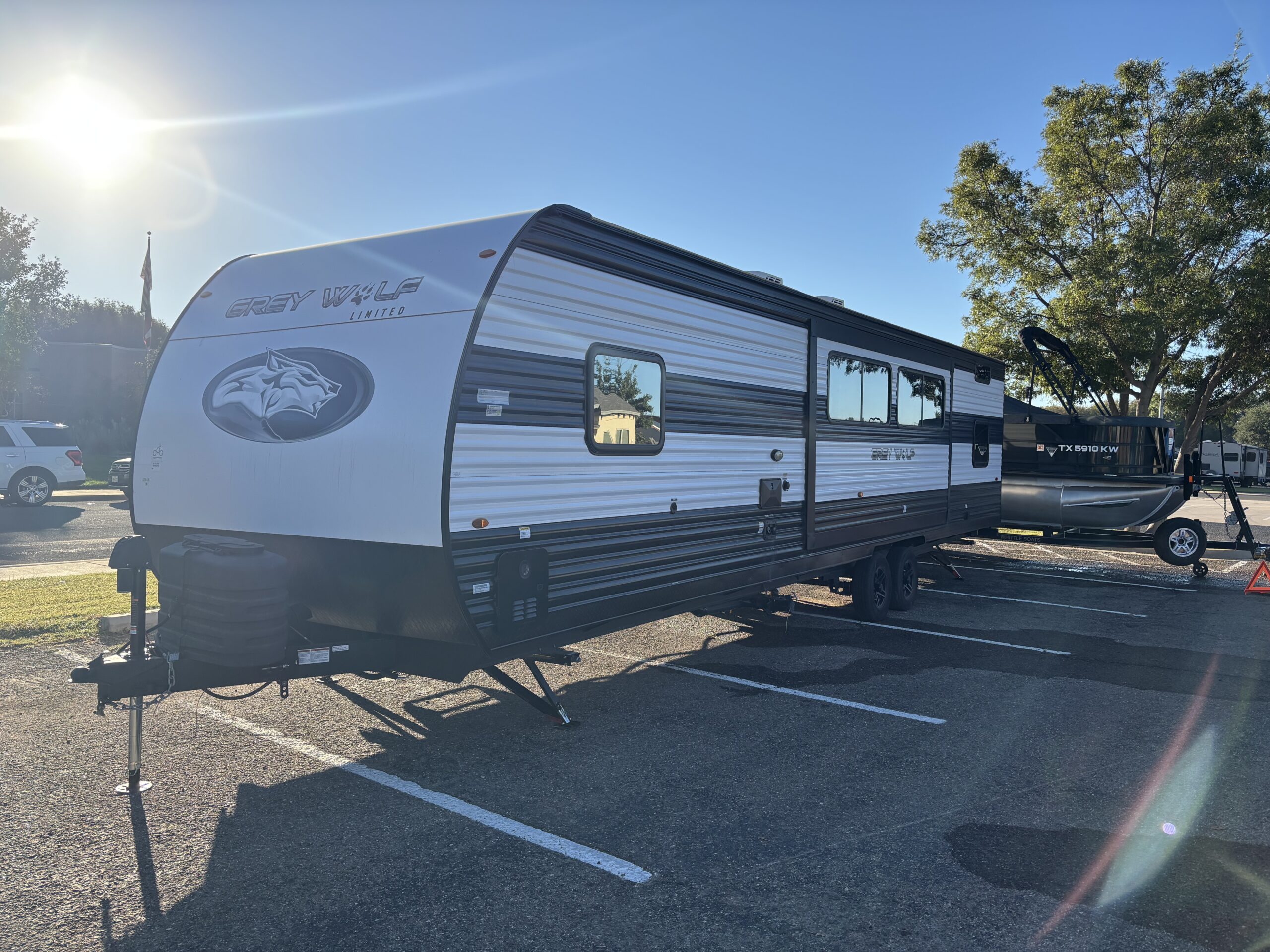 2024 Cherokee Grey Wolf Series